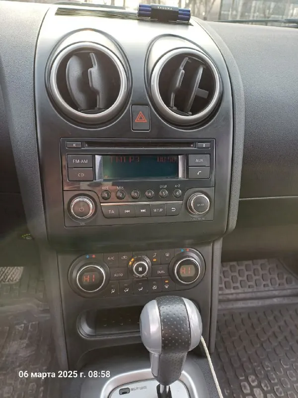 Продам нисан кашкай 2011 года 2 литра 141 л полная комплектация полный привод двух зоный климат партоники газ евро 4 вписан в тех паспорт я собственник сервисная книга два ключа не битая не крашеная стекла все родные телефон +79496144645 📲 tg: николай владимирович 📞 звоните: +7(949)6144645 - фотография - 8