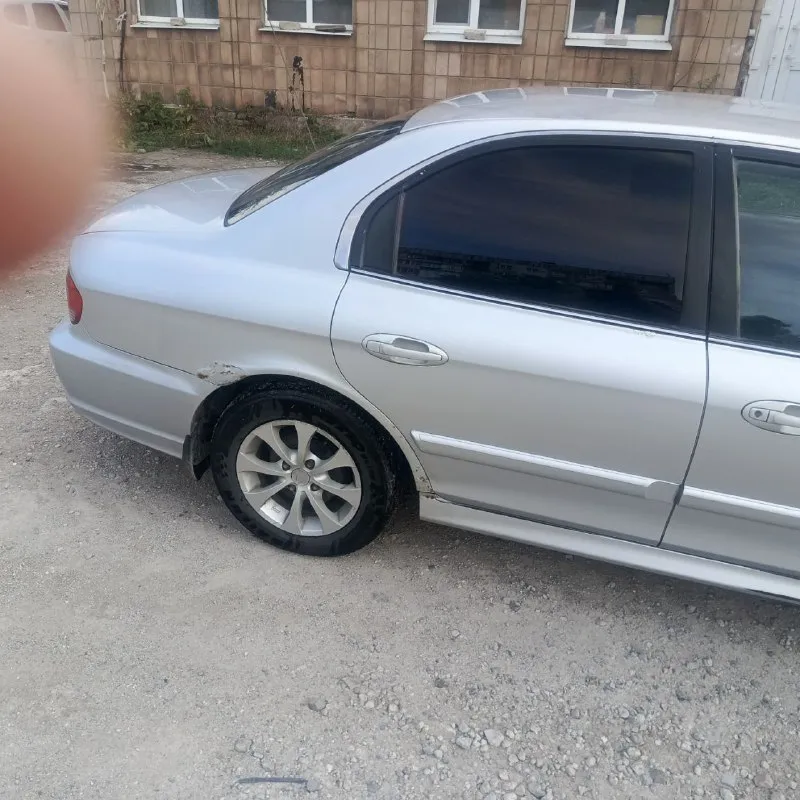 Продам hyundai соната 2.0мт,2003 год выпуска газ-бензин на ходу цена 380000 торг, осмотр в мариуполе тел 79497274833 📲 tg: run 📞 звоните: +7(949)7274833 - фотография - 4