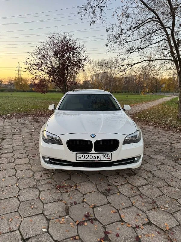 Продам bmw f 10 535i xdrive технически в отличном состоянии, своевременное обслуживание. комплект дисков на зимней резине идет к машине. 1 800 000 руб подробнее по телефону +79497124356 максим 📲 tg: @e_l_e_n_a_sh 📞 звоните: +7(949)7124356 - фотография - 2