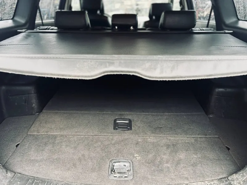 Продам 850.000₽ 🏎 chevrolet captiva 2.4 аt 🔞2010 г. 🛞полный привод ⛽️газ/бензин 📄один владелец с момента покупки в салоне в донецке, полное переоформление( вписано в птс); ⚙️обслужена: 🚨установлен контрактный двигатель(дкп на двигатель в наличии, старый после капиталки отдам в придачу) в машине заменено перед продажей: -новый механизм грм(ролики, помпа, ремни, также заменен термостат); -заменено масло(liqui moly 10w-40 molygen), антифриз, жидкость гур и все фильтра, в том числе газовые; -заменен передний и задний сальник коленвала, прокладка клапанной крышки; -заменены все 4 подушки двигателя -заменены передние и задние амортизаторы (+ проставки для повышения клиренса 20мм), все передние сайлентблоки и шаровые; -заменены упоры капота; -установлен хороший led свет, новая задняя оптика, дхо оранжевого цвета -установлены новые хорошие динамики в дверях(gryphon pro 165) обмен интересен с вашей доплатой торг донецк +79493170855 📲 tg: @louisspiton 📞 звоните: +7(949)3170855 - фотография - 6