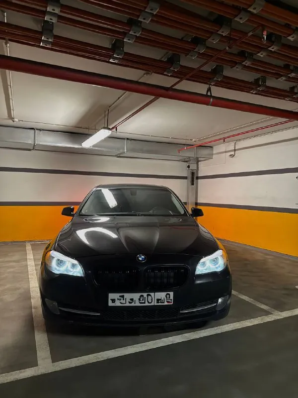 Продам bmw f10 год 2013 2.0 t акпп 1 владелец , коробка, подвеска в хорошем состоянии, контрактный мотор, по тех части вложений не требует климат контроль работает, хороший свет, кожаный салон, сигнализация, хорошая музыка, задний привод, подогревы сидений, новая резина. по документам любое оформление. цена 1.600.000 (торг) донецк +79493958512 +79495111498 📲 tg: @nstrah1 📞 звоните: +7(949)3958512 - фотография - 3