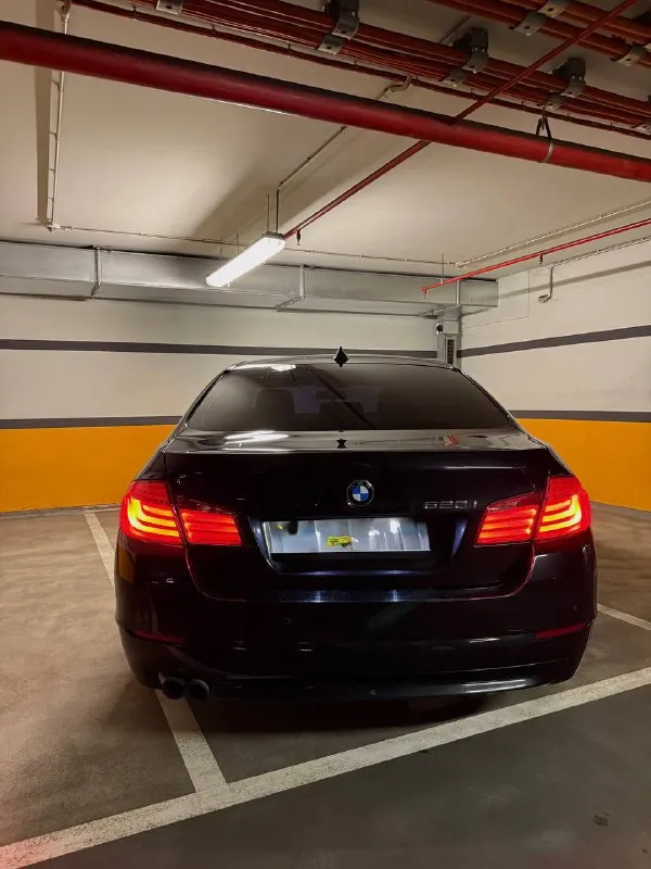 Продам bmw f10 год 2013 2.0 t акпп 1 владелец , коробка, подвеска в хорошем состоянии, контрактный мотор, по тех части вложений не требует климат контроль работает, хороший свет, кожаный салон, сигнализация, хорошая музыка, задний привод, подогревы сидений, новая резина. по документам любое оформление. цена 1.600.000 (торг) донецк +79493958512 +79495111498 📲 tg: @nstrah1 📞 звоните: +7(949)3958512 - фотография - 5