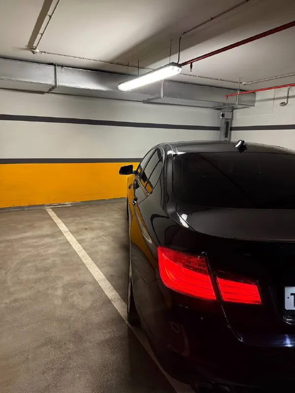 Продам bmw f10 год 2013 2.0 t акпп 1 владелец , коробка, подвеска в хорошем состоянии, контрактный мотор, по тех части вложений не требует климат контроль работает, хороший свет, кожаный салон, сигнализация, хорошая музыка, задний привод, подогревы сидений, новая резина. по документам любое оформление. цена 1.600.000 (торг) донецк +79493958512 +79495111498 📲 tg: @nstrah1 📞 звоните: +7(949)3958512 - фотография - 6