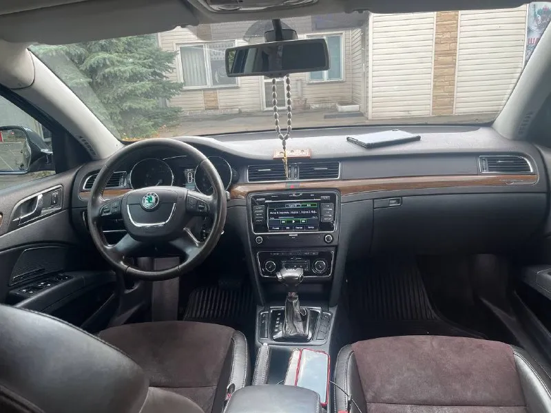Продам! skoda superb 2012 г. 1 хозяин, пробег 186.000 км по технике из последнего много чего делалось, все вопросы по телефону. цена 900.000₽, торг минимальный +79494431856 📞 звоните: +7(949)4431856 - фотография - 5