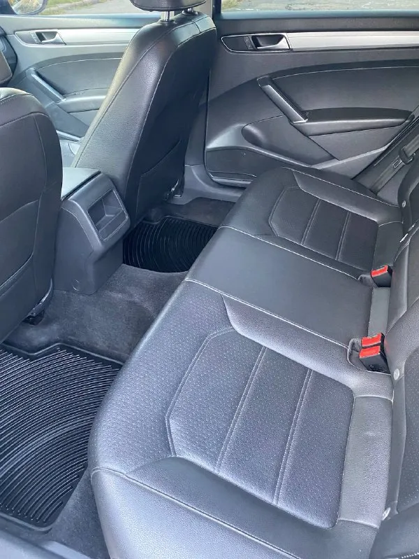 Продам автомобиль passat b 8 2016 г в. в одних руках с 2017 года пробег: 157000км цвет: серый тип двигателя: бензиновый, 1.8 л (180 л. с.) коробка передач: автоматическая (aisin) своевременно обслуживался. в салоне не курили. 1🍋 580т телефон +79493531998 - фотография - 7