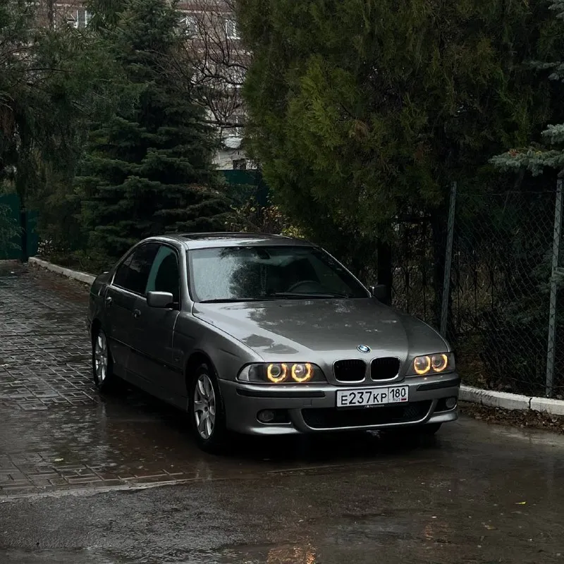 Bmw 5 e39 550.000тысяч✅ год.1998 :2.8 без каких либо проблем не дымит, не троит. едет хорошо коробка без нареканий все горит, светиться, стоит зимняя резина установлен андроид юридически чистая! 89496438443 📲 tg: @perekup_9999 📞 звоните: +7(949)6438443 - фотография - 3