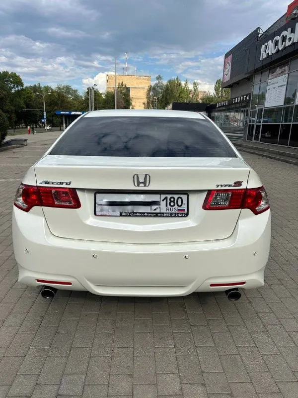 Продам 🚗 honda accord types 2.4 год: 2010 выехала с салона в 2011 году тип кпп: автоматическая дополнительная информация: машина в идеальном состоянии, вложений не требует, сел и поехал. каждая функция и кнопка работает проверка на любом сто две пары резины и две пары дисков в комплекте! дополнительное видео сможем скинуть! продажа из за того, что купили новый автомобиль все вопросы в личные сообщения или по телефону 📲 цена: 1 600 000 руб. +79493739775 📞 звоните: +7(949)3739775 - фотография - 6