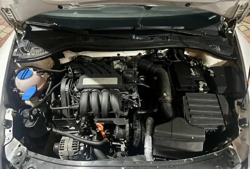 Цена 699.тыс. руб. ❗️❗️❗️ срочная продажа. торг у капота. skoda octavia a5 рейсталинг 2012г. 1.6 mpi механика. родной пробег 250тыс. км. 2хозяина. авто в очень хорошем состоянии вложений не требует не каких. кузов без гнили и ржавчины выглядит красиво как на фото так и в живую. работают отлично не дымит не троит тянет хорошо. самый лучший и надежный мотор в линейке. ходовая без посторонних звуков все в полном порядке. коробка отлично работает. масла фильтра только поменял ещо даже 100км не проехали. салон чистый. богатая комплектация. кондиционер, гур, датчики света и дождя, подогрев сидений и зеркал,4эл. стеклоподьмника, эл. зеркала, подушки безопасности, парк-троик. установлена магнитола на android системе. литые диски. лед фары в ближнем и туманках, тонеровка. в серьезных дтп не была. документы в полном порядке.2собственика, птс оригинал, любое переоформление хоть по дкп хоть через мрео. осмотр донецк +79498582203 он же и телеграмм 📞 звоните: +7(949)8582203 - фотография - 10