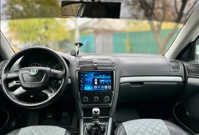 Цена 699.тыс. руб. ❗️❗️❗️ срочная продажа. торг у капота. skoda octavia a5 рейсталинг 2012г. 1.6 mpi механика. родной пробег 250тыс. км. 2хозяина. авто в очень хорошем состоянии вложений не требует не каких. кузов без гнили и ржавчины выглядит красиво как на фото так и в живую. работают отлично не дымит не троит тянет хорошо. самый лучший и надежный мотор в линейке. ходовая без посторонних звуков все в полном порядке. коробка отлично работает. масла фильтра только поменял ещо даже 100км не проехали. салон чистый. богатая комплектация. кондиционер, гур, датчики света и дождя, подогрев сидений и зеркал,4эл. стеклоподьмника, эл. зеркала, подушки безопасности, парк-троик. установлена магнитола на android системе. литые диски. лед фары в ближнем и туманках, тонеровка. в серьезных дтп не была. документы в полном порядке.2собственика, птс оригинал, любое переоформление хоть по дкп хоть через мрео. осмотр донецк +79498582203 он же и телеграмм 📞 звоните: +7(949)8582203 - фотография - 9