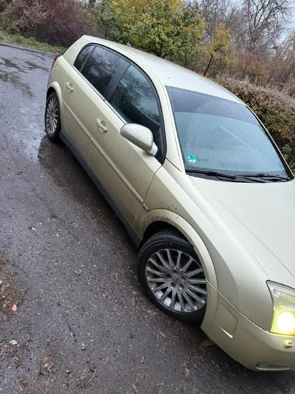 Opel signum 2003 год, 320000 т км пробег, 2.2 механика. состояние нормальное, ходовую перебрал, жидкости все поменяны ! два комплекта резины. цена 420000 торг макеевка, харцызск +79493212728 все вопросы по телефону 📞 звоните: +7(949)3212728 - фотография - 2