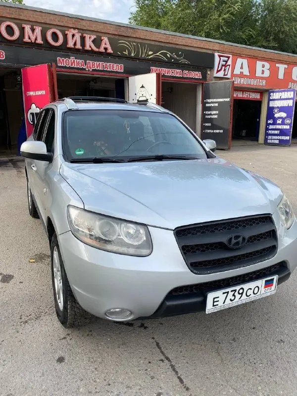❗продам❗ hyundai fanta fe 🔸год: 2006 🔸пробег: 292.000 🔸двигатель: 2.7 (v6) бензин/газ 🔸трансмиссия: at 🔸привод: полный 🔸комплектация: подогрев сидений, подогрев зеркал, климат контроль, мульти руль, круиз контроль, кожа, люк. 🔸автомобиль в отличном состоянии, ухожен, обслужен, в салоне не курили, установлено дорогое газовое оборудование. 🔸постоянный учёт днр ( я хозяин) буду присутствовать в мрэо 💰цена-1.050.000 (торг реальному покупателю при виде денег) обращаться по номеру: +7 (949) 383-55-96 👤 📞 звоните: +7(949)3835596 - фотография - 2