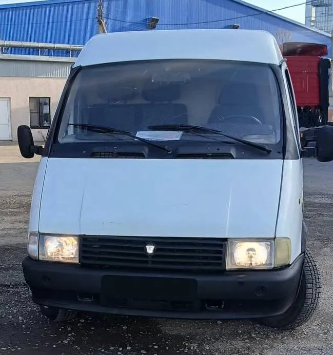 Продам отличный хозяйский соболь, автомобиль весь обслужен и готов на любые расстояния. кузов как по фото, весь целый и обработанный! рама и все силовые части кузова в отличном целом состоянии! двигатель работает ровно, не дымит не троит, масло не расходует. коробка передач чувствует себя прекрасно, переключается плавно без хрустов! ходовая часть на отлично, без стуков биений и прочего! гур работает как положено, не закусает не течет! обычная музыка, регистратор, камера заднего вида, новая резина! салон опрятный! в общем кто ищет живого соболя вам сюда! документы чистые! переоформление без проблем! цена: 385.000т/рублей. тел: +7 (949) 985-01-26, телеграмм: +7 961 441 3558. дозваниваетесь‼️ - фотография - 2