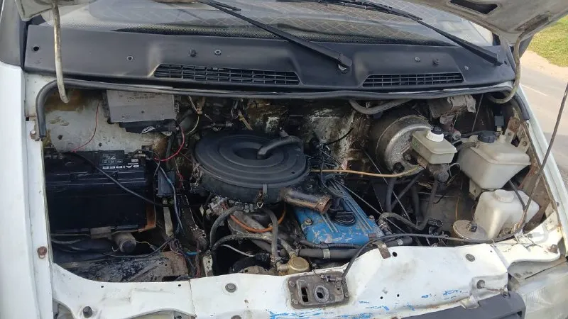 Продам отличный хозяйский соболь, автомобиль весь обслужен и готов на любые расстояния. кузов как по фото, весь целый и обработанный! рама и все силовые части кузова в отличном целом состоянии! двигатель работает ровно, не дымит не троит, масло не расходует. коробка передач чувствует себя прекрасно, переключается плавно без хрустов! ходовая часть на отлично, без стуков биений и прочего! гур работает как положено, не закусает не течет! обычная музыка, регистратор, камера заднего вида, новая резина! салон опрятный! в общем кто ищет живого соболя вам сюда! документы чистые! переоформление без проблем! цена: 385.000т/рублей. тел: +7 (949) 985-01-26, телеграмм: +7 961 441 3558. дозваниваетесь‼️ - фотография - 8