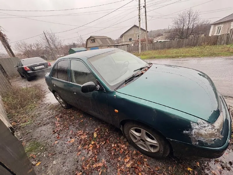 Hyundai акцент 1 1997 год, двигатель 1.5, коробка 5 ст на учёт становится, заводиться ездит, пороги и арки нужно варить, полы целые 120 тыс торг +79493115018 📞 звоните: +7(949)3115018 - фотография - 2