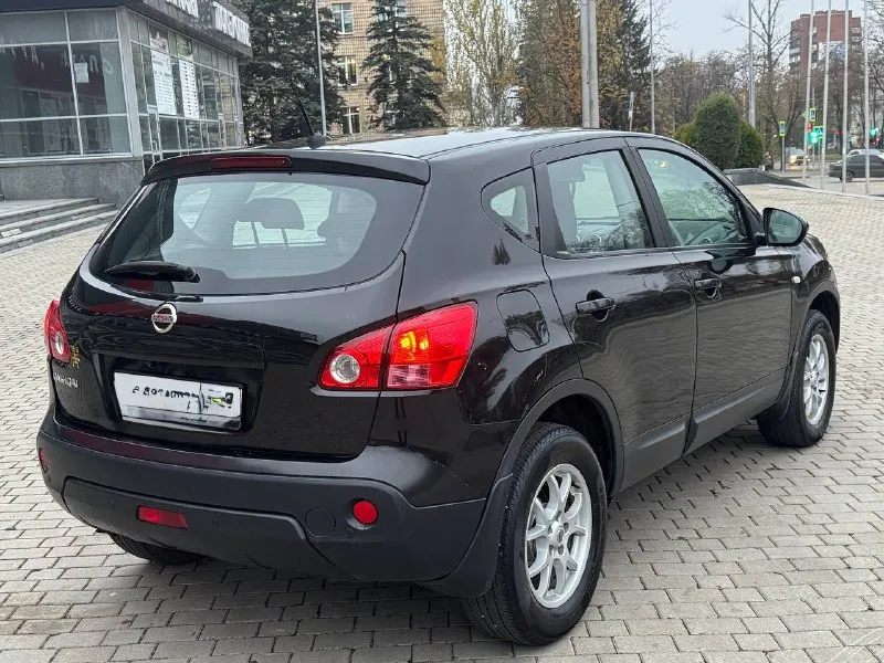 Продам nissan qashqai 2008год в идеальном состоянии без вложений мотор идеальном состояние так же и коробка не чего не перешита не руль не салон всё в заводе машина с двумя окрасами не битая мотор коробка в идеальном состояние сель и поехал кондиционер рабочи два ключа автомобиль в очень хорошем состоянии сель и поехал все интересующий вопросы по телефону пишите звоните ! +7949-467-65-94. цена 730.000₽ торг - фотография - 4