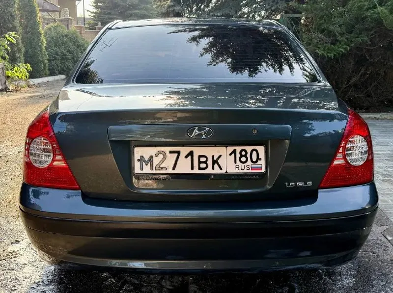 Продам hyundai элантра / hyundai elantra тагаз, iii (xd2) рестайлинг, мотор 1.6, бензин, 2009 г. в. , в сером цвете. пробег: 216.712 км. автомобиль полностью обслужен, мкпп, двигатель - без нареканий! замена комплектующих производилась согласно регламента. салон не прокуренный, эва коврики в салоне и багажнике, чехлы на сидениях (передние и задние). по салону есть небольшие возрастные дефекты. печка и кондиционер, подогрев передних сидений, электростеклоподъемники всё работает исправно и без нареканий. по кузову - косметически окрашены передний и задний бампер (из-за жары на них начала шелушиться лкп, удара не было), полировка. в комплекте отдам летнюю резину + запаска в багажнике. по птс я 3й собственник. автотека зеленая, без ограничений, без запретов и дтп. цена: 450.000 руб. реальному покупателю обоснованный торг! осмотр донецк, макеевка : +7 (949) 711 98 08 📞 звоните: +7(949)7119808 - фотография - 3