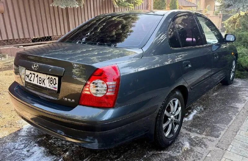 Продам hyundai элантра / hyundai elantra тагаз, iii (xd2) рестайлинг, мотор 1.6, бензин, 2009 г. в. , в сером цвете. пробег: 216.712 км. автомобиль полностью обслужен, мкпп, двигатель - без нареканий! замена комплектующих производилась согласно регламента. салон не прокуренный, эва коврики в салоне и багажнике, чехлы на сидениях (передние и задние). по салону есть небольшие возрастные дефекты. печка и кондиционер, подогрев передних сидений, электростеклоподъемники всё работает исправно и без нареканий. по кузову - косметически окрашены передний и задний бампер (из-за жары на них начала шелушиться лкп, удара не было), полировка. в комплекте отдам летнюю резину + запаска в багажнике. по птс я 3й собственник. автотека зеленая, без ограничений, без запретов и дтп. цена: 450.000 руб. реальному покупателю обоснованный торг! осмотр донецк, макеевка : +7 (949) 711 98 08 📞 звоните: +7(949)7119808 - фотография - 4