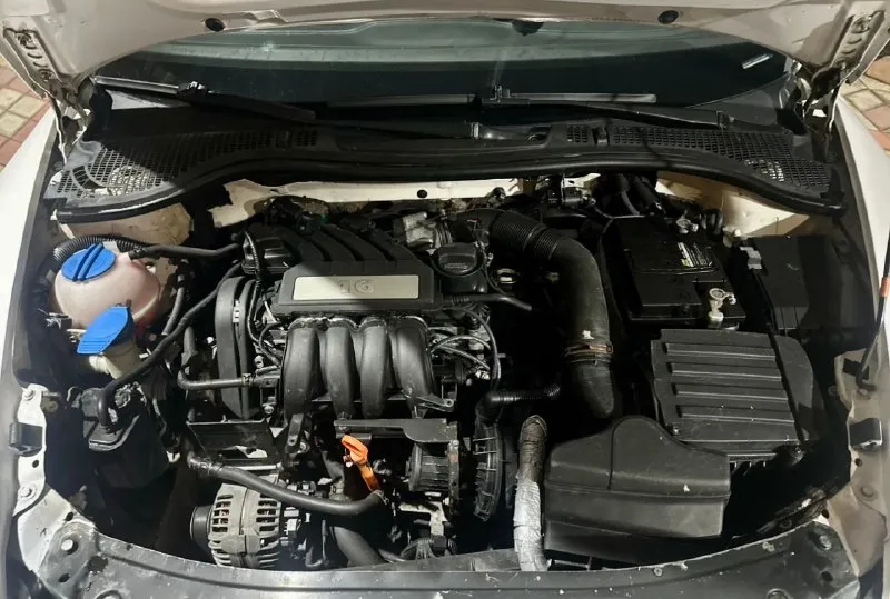 Цена 699.тыс. руб. ❗️❗️❗️ срочная продажа. торг у капота. skoda octavia a5 рейсталинг 2012г. 1.6 mpi механика. родной пробег 250тыс. км. 2хозяина. авто в очень хорошем состоянии вложений не требует не каких. кузов без гнили и ржавчины выглядит красиво как на фото так и в живую. мотор работают отлично не дымит не троит тянет хорошо. самый лучший и надежный мотор в линейке. ходовая без посторонних звуков все в полном порядке. коробка отлично работает. масла фильтра только поменял ещо даже 100км не проехали. салон чистый. богатая комплектация. кондиционер, гур, датчики света и дождя, подогрев сидений и зеркал,4эл. стеклоподьмника, эл. зеркала, подушки безопасности, парк-троик. установлена магнитола на android системе. литые диски. лед фары в ближнем и туманках, тонеровка. в серьезных дтп не была. документы в полном порядке.2собственика, птс оригинал, любое переоформление хоть по дкп хоть через мрео. осмотр донецк +79498582203 - фотография - 9