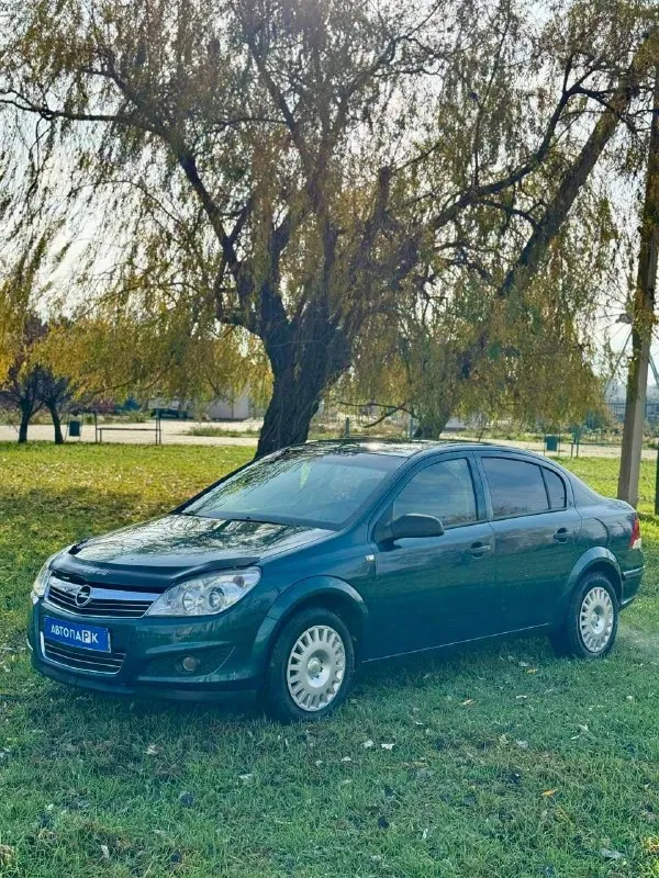 🇩🇪 opel astra h 💰цена: 620 000р 🏢город: мариуполь 📅год выпуска: 2008 🗒️пробег: 240 174 км. ⚙️двигатель: 1.6 ⛽топливо: бензин ⚙️кпп: механика 📞 телефон: +7-949-727-41-51 +7-949-551-91-52 +7-989-263-55-56 💾 описание: 🇩🇪 немецкая сборка ✅ оригинальный пробег ✅ техническая часть на 5 ✅ кузов без дтп и без коррозии ✅ заводская краска (два косметических подкраса) ✅ отличная комплектация: - полный электропакет - бортовой компьютер - линзованая оптика - противотуманки - круиз контроль - датчик дождя - датчик света - кондиционер - кожаный руль новая резина. улица шевченко 2️⃣6️⃣9️⃣ - фотография - 3