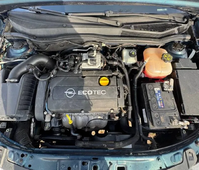 🇩🇪 opel astra h 💰цена: 620 000р 🏢город: мариуполь 📅год выпуска: 2008 🗒️пробег: 240 174 км. ⚙️двигатель: 1.6 ⛽топливо: бензин ⚙️кпп: механика 📞 телефон: +7-949-727-41-51 +7-949-551-91-52 +7-989-263-55-56 💾 описание: 🇩🇪 немецкая сборка ✅ оригинальный пробег ✅ техническая часть на 5 ✅ кузов без дтп и без коррозии ✅ заводская краска (два косметических подкраса) ✅ отличная комплектация: - полный электропакет - бортовой компьютер - линзованая оптика - противотуманки - круиз контроль - датчик дождя - датчик света - кондиционер - кожаный руль новая резина. улица шевченко 2️⃣6️⃣9️⃣ - фотография - 7