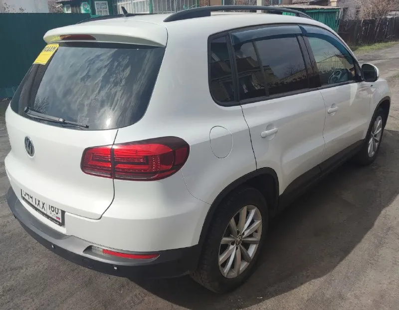 Продам volkswagen tiguan 2016 года. 1.4(122л. с) 6 мкпп. пробег 185 к. км. цена 1.490🍋₽ автомобиль полностью обслужен, делать ничего не нужно +79494168051 - фотография - 3