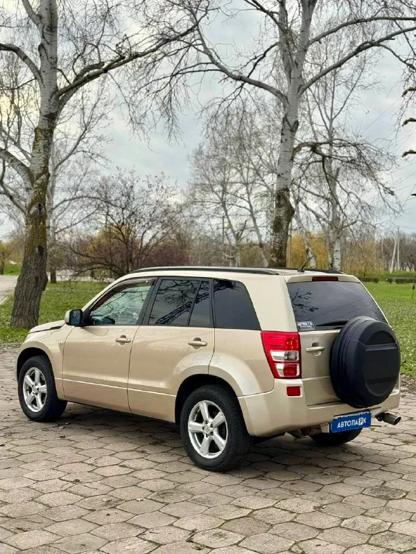 🇯🇵suzuki grand vitara🇯🇵 💰цена: 890 000р 🏢город: мариуполь 📅год выпуска: 2008 🧾пробег: 235 681 км ⚙️двигатель: 2.0 ⛽топливо: бензин ⚙️кпп: механика 📞 телефон: +7-949-727-41-51 +7-989-263-55-56 +7-949-551-91-52 💾 описание: 🇯🇵настоящий японский🇯🇵 внедорожник ✔️ отличное внешнее и техническое состояние, кузов без дефектов. ✔️максимальная комплектация: - постоянный полный привод - полный электропакет - гидроусилитель руля - подогрев сидений - климат-контроль - кожаный салон - abs, srs, esp - два ключа улица шевченко 2️⃣6️⃣9️⃣ - фотография - 4