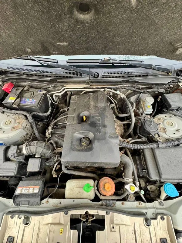 🇯🇵suzuki grand vitara🇯🇵 💰цена: 890 000р 🏢город: мариуполь 📅год выпуска: 2008 🧾пробег: 235 681 км ⚙️двигатель: 2.0 ⛽топливо: бензин ⚙️кпп: механика 📞 телефон: +7-949-727-41-51 +7-989-263-55-56 +7-949-551-91-52 💾 описание: 🇯🇵настоящий японский🇯🇵 внедорожник ✔️ отличное внешнее и техническое состояние, кузов без дефектов. ✔️максимальная комплектация: - постоянный полный привод - полный электропакет - гидроусилитель руля - подогрев сидений - климат-контроль - кожаный салон - abs, srs, esp - два ключа улица шевченко 2️⃣6️⃣9️⃣ - фотография - 7