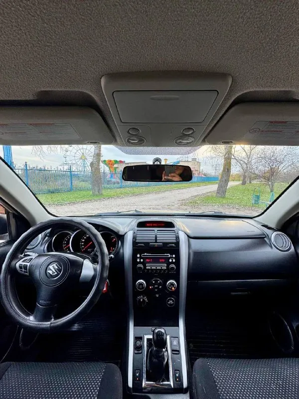 🇯🇵suzuki grand vitara🇯🇵 💰цена: 890 000р 🏢город: мариуполь 📅год выпуска: 2008 🧾пробег: 235 681 км ⚙️двигатель: 2.0 ⛽топливо: бензин ⚙️кпп: механика 📞 телефон: +7-949-727-41-51 +7-989-263-55-56 +7-949-551-91-52 💾 описание: 🇯🇵настоящий японский🇯🇵 внедорожник ✔️ отличное внешнее и техническое состояние, кузов без дефектов. ✔️максимальная комплектация: - постоянный полный привод - полный электропакет - гидроусилитель руля - подогрев сидений - климат-контроль - кожаный салон - abs, srs, esp - два ключа улица шевченко 2️⃣6️⃣9️⃣ - фотография - 8