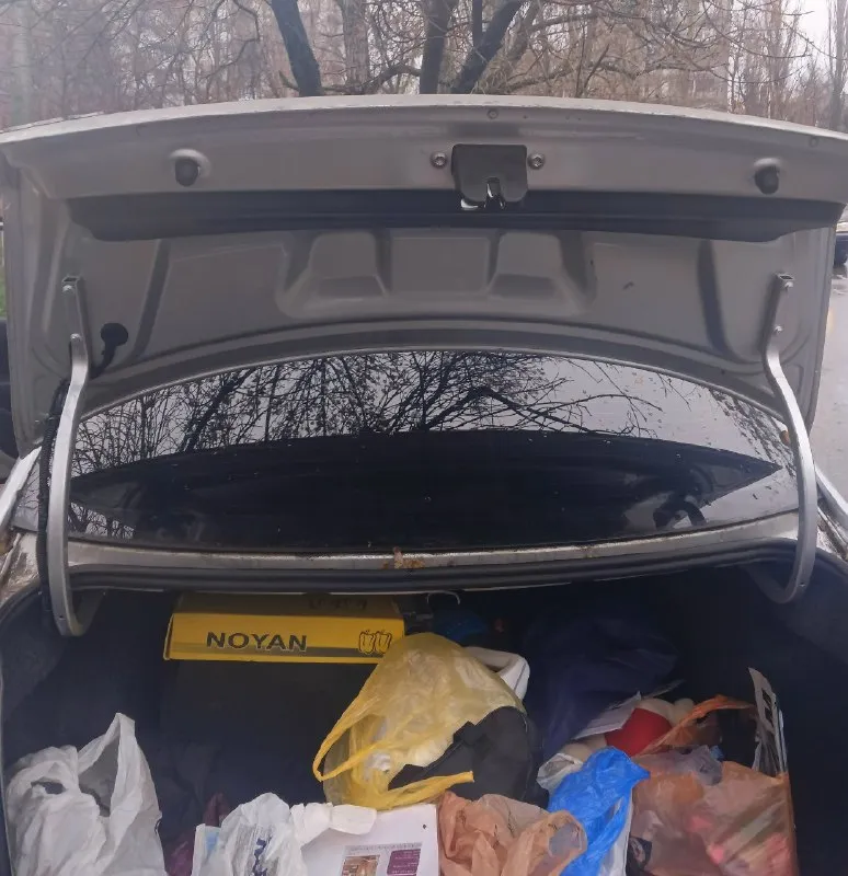 Продам volkswagen поло 2013 года мотор 1.6 пробег 150000 км в отличном состоянии все работает сел и поехал цена 809000 рублей все вопросы по телефону +79495126375 📞 звоните: +7(949)5126375 - фотография - 6