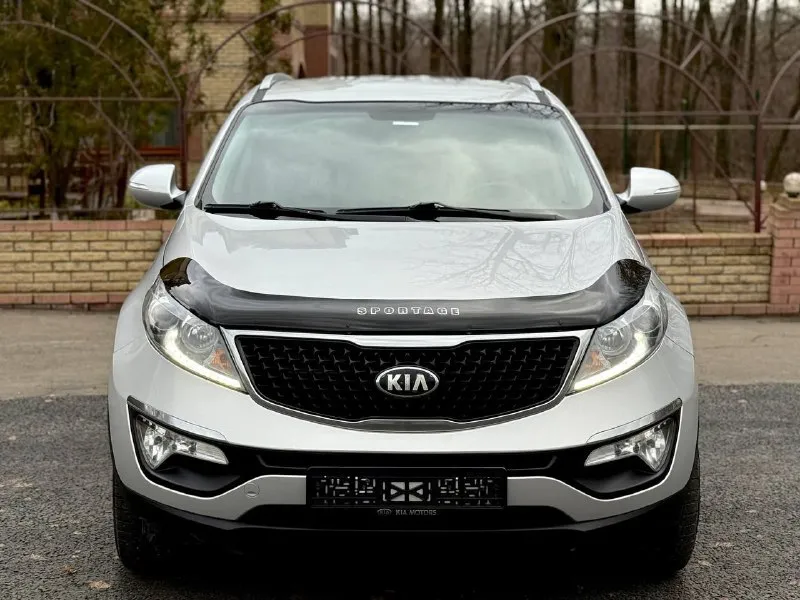 Продам kia sportage 2014 года (рестайлинг) 1430000 торг ( пробег 135т) обслужена от и до. Двигатель работает (идеально) объём - 2.0л. Коробка автомат aisin листает отменно лобовое без трещин, сколов. Подогрев руля подогрев переднего заднего ряда сидений датчик света дождя задний парктроник камера заднего вида хорошая мультимедиа помощь при спуске все вопросы по телефону +79081827373 феникс +79494737372
📲 Tg: андрей
📞 Звоните: +7(949)4737372 - фотография - 9