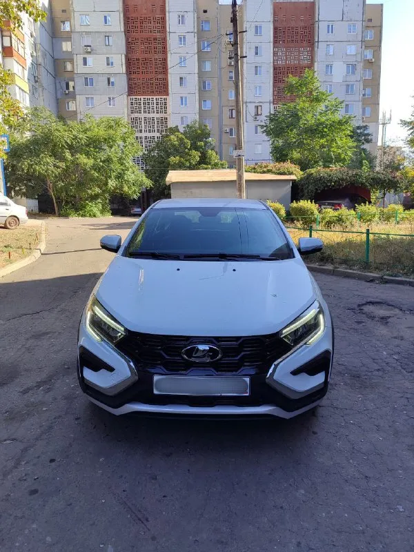 Васта кросс ng 2024 год пробег 18500 двигатель 1.6 16кл (106сил) коробка механика компенсация enjoy(пред максимальная): ✅подогрев лобового стекла, заднего и зеркал ✅подогрев передних сидений ✅светодиодная оптика передних и задних фар ✅ камера заднего вида ✅ задние парктроники ✅сенсорная мультимедиа enjoy ✅литые 17 диски ✅клиренс 203 мм цена 1700000 возможна продажа в кредит ☎️+79494392737 максим 📲 tg: кристина 📞 звоните: +7(949)4392737 - фотография - 6