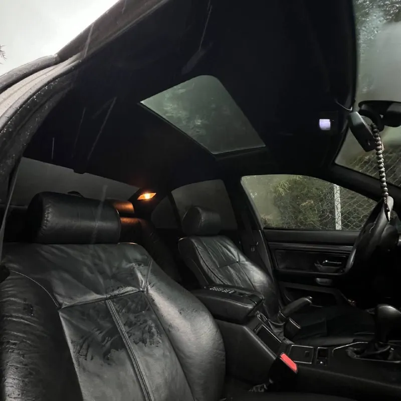 Bmw 5 e39 550.000тысяч✅ год.1998 мотор:2.8 без каких либо проблем не дымит, не троит. едет хорошо коробка без нареканий все горит, светиться, стоит зимняя резина установлен андроид юридически чистая! +79496438443 - фотография - 6