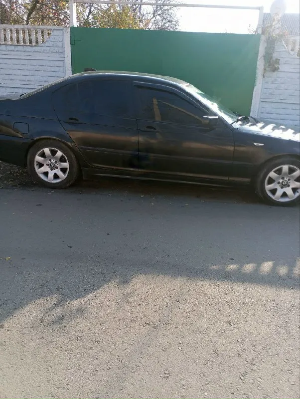 Продам bmw 316l 2003 г. технически машина в хорошем состоянии сел и поехал машина находится в донецке пролетарский район цена 700 тысяч все вопросы по телефону +79494187563 📞 звоните: +7(949)4187563 - фотография - 3