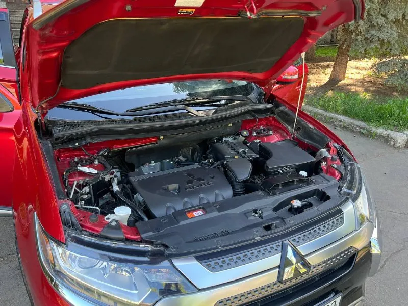 Автор: продажа авто mitsubishi outlander 2019 года. авто обслужено и находится в отличном состоянии. двигатель 2.4л (167 л. с), пробег 80.000 км - бесключевой доступ, кнопка запуска двигателя, цветной многофункциональный дисплей, круиз-контроль, климат-контроль, камера кругового обзора, датчик света и дождя, электропривод багажника и многое другое. цена: 2.350.000 рублей все вопросы по телефону +79493181162 или в лс. . . ❗❗❗наш телеграм канал [ бесплатное размещение за репост ❗❗❗ [ 📞 звоните: +7(949)3181162 - фотография - 8