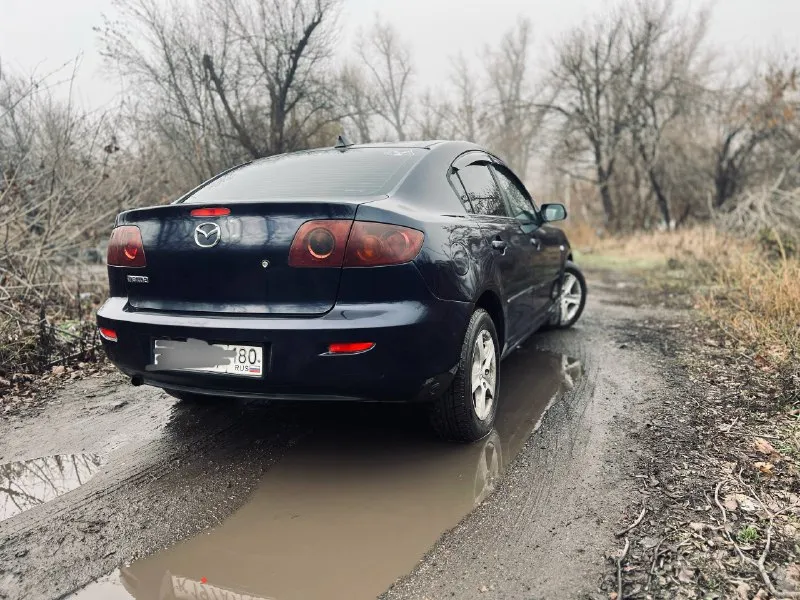Продам mazda 3 1.6 газ/бензин мкпп 2006 г. в. 290.000 родного пробега не гнилая, без рыжиков хорошее состояние салона + установлены дорогие чехлы хорошая музыка передачи включаются идеально, двигатель работает хорошо ходовая не гремит и не стучит хорошая зимняя резина полное переоформление 380.000₽ донецк +79493170855 - фотография - 3