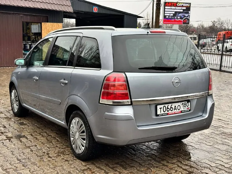 🚘 марка : opel zafira b cng 📮 город:донецк 📅 год выпуска:2007 💶 цена:750.000р 📊 пробег:170.000км ⛽ двигатель (тип, объем, ):бензин 1.6cng 🔧 тип кпп: механика 📝 описание: в продаже opel zafira b с одним хозяином пригнанная с германии настоящяя немка, без дтп, оригинальная chg, авто служила верой и правдой, без вложений, на полном боевом ходу, 7 местная, два ключа, камера переднего и заднего вида, ☎ контактный телефон:+7949-458-98-51(телеграм) 📲 tg: ⚡️ 📞 звоните: +7(949)4589851 - фотография - 3