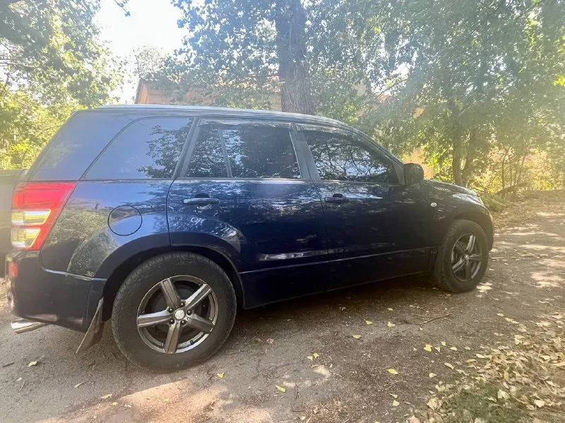 Suzuki grand vitara 2007 г. в. 2.0 4 вд автомат люк кожа 130.000 пробег цена 900000 телефон ☎️ +79490407886 📲 tg: @maxim_iv38 📞 звоните: +7(949)0407886 - фотография - 4