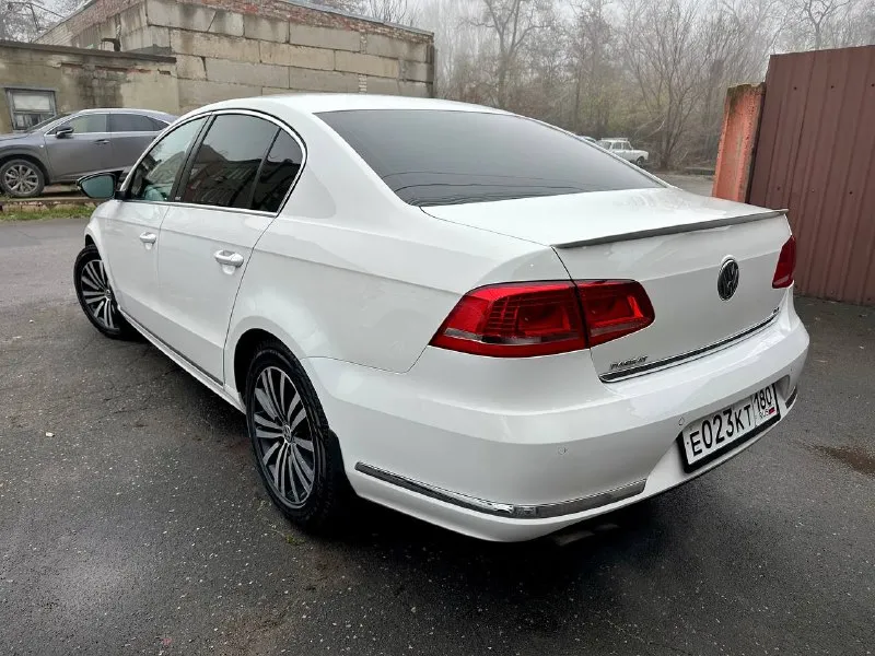 Продам volkswagen passat b7 tsi год 2014 мотор 1,8т, автомат dsg цена 1,3🍋 торг, обмен автомобиль в идеальном состоянии. двигатель, коробка, ходовая часть работает на 5+. 100% проверки на любом сто. автомобиль полностью обслужен, произведено большое то 10 тыс. км назад. замена цепи грм, замена дисков сцепления, маховика, с гарантией. замена всех жидкостей. адаптивный свет, замена линз, и установлены хорошие led лампы. в общем, машина без вложений, сел и поехал. новая зимняя резина bridgestone. донецк. виталий +79493570671 - фотография - 4