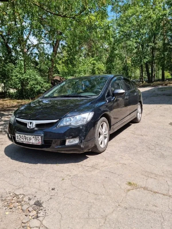 Продам honda civic 2007 года с родным пробегом 270000. мотор 1.8 (цепной) масло не кушает, от слова... - фотография