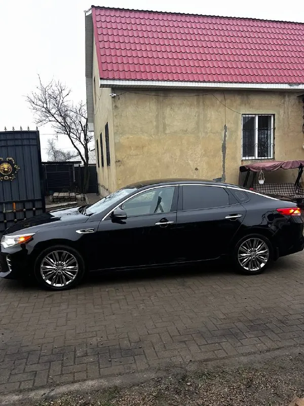 Срочная продажа kia optima sxl 2017 год 2.0 турбо 127.000 км пробега максимальная комплектация, в автомобиле есть все, состояние отличное, 1 владелец по донецку, цена актуальна до 1 декабря, продажа в связи покупки другой машины, торга на машину нет, цена считай даром +7 (949) 313-08-22 евгений цена:1.500.000 без торга 📲 tg: @a008aa77 📞 +7(949)3130822 📲 tg: @da83robot 📞 звоните: +7(949)3130822 - фотография - 6