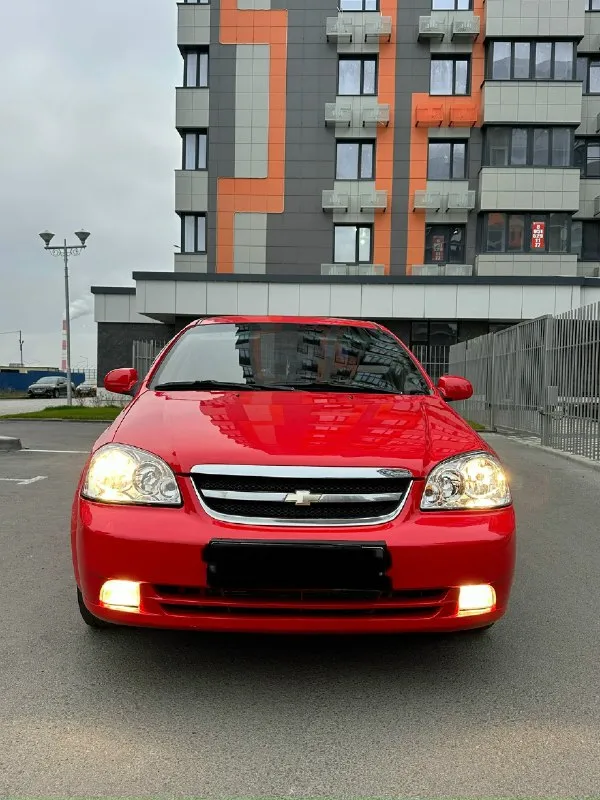 Продаю chevrolet laceti 2007 г выпуска мотор 1.6 16 v 109 лс. работает безупречно гидрики не стучат не дымит масло не ест кпп переключает мягко без хрустов кузов в превосходном состоянии без единого рыжика, днище пороги без гнили техническая часть без каких либо вложений едит мягко не чего не стучит не громит хорошая комплектация 4 стеклоподъемника гур, абс электро зеркала мульти руль евро 4 сигнализация с обратной связью 3 комплекта ключей литые диски р 15 пробег 226 т. км подтверждает автотека авто без дтп цена 515 т +79497313052 +79604471800 ватсап телеграмм имо 📞 звоните: +7(949)7313052 - фотография - 2
