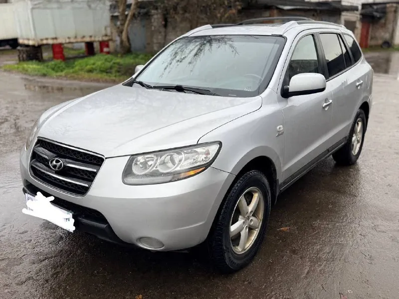 Продам hyundai santa fe 2.7 at 4wd 2007 года 1 собственник / физ. лицо без дтп по базе дилерская машина пробег: 199000 км полный привод классический автомат хорошая комплектация:автозапуск на кожаном салоне с электрорегулировками, люке, климат-контроле, мультируле, полном электростеклопакете и т. д. 🔥цена — 980000 ₽ торг контактные данные: г. харцызск дмитрий +7 949 616-48-67 владислав +7 949 313-48-47. 📲 tg: дмитрий 📞 звоните: +7(949)6164867 - фотография - 1