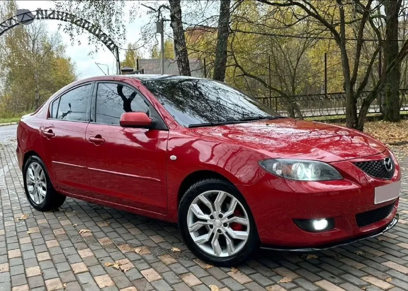 Продам mazda 3 bk ( mazda 3) в красивом вишневом цвете,2005 года выпуска, двигатель 1.6 (105 л. с.)... - фотография