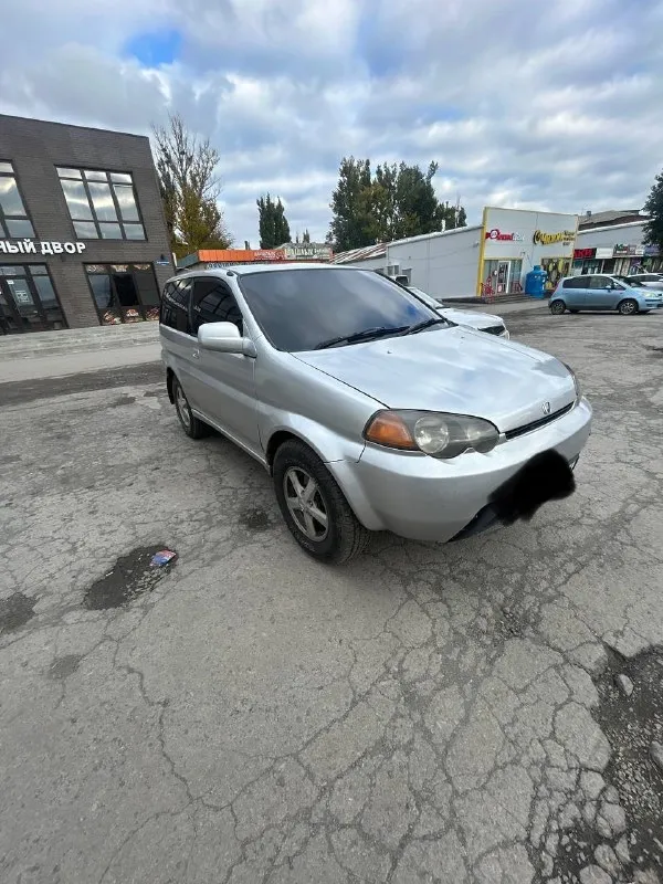 Продам honda hr-v 1998 года, цена 650.000, полный привод, машина сел поехал без вложений, все что нужно все сделано, по кузову есть косячки но мелкие но машина не новая обращаться по номеру +79495280151 или пишите в лс 📞 звоните: +7(949)5280151 - фотография - 3