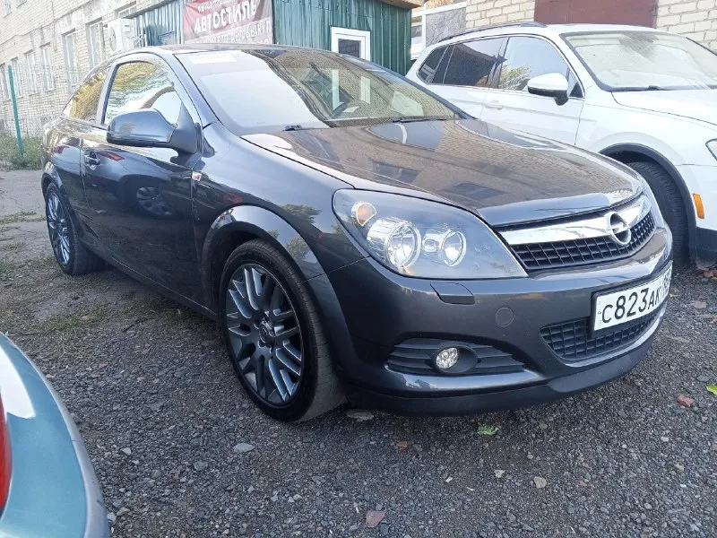 📮город: снежное 🚘марка: opel astra h 📅год выпуска 2011 💴цена:620 📝описание: я собственник мотор1,6 э... - фотография