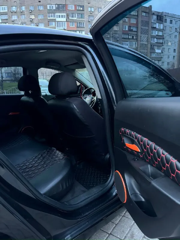 Chevrolet cruze 1.8 ат 2011г chevrolet круз пробег 238.000 км мотор отличный, без проблемный, не дымит, не троит ! коробка автомат, не пинает, не буксует ходовая в порядке комплектация : 4 стекла подъемника, кондиционер, датчик дождя, датчик света, подогревы зеркал, подогревы сидений, мульти руль. без гнили. и ржавчины документы чистые, без запретов, без штрафов, переоформление без проблем, можно сразу в мрэо авто обслужена полное то г. макеевка цена 745.000 руб торг связь +7949-637-89-80 или +7926-455-54-23 📞 звоните: +7(949)6378980 - фотография - 8