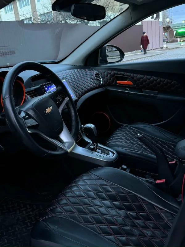 Chevrolet cruze 1.8 ат 2011г chevrolet круз пробег 238.000 км мотор отличный, без проблемный, не дымит, не троит ! коробка автомат, не пинает, не буксует ходовая в порядке комплектация : 4 стекла подъемника, кондиционер, датчик дождя, датчик света, подогревы зеркал, подогревы сидений, мульти руль. без гнили. и ржавчины документы чистые, без запретов, без штрафов, переоформление без проблем, можно сразу в мрэо авто обслужена полное то г. макеевка цена 745.000 руб торг связь +7949-637-89-80 или +7926-455-54-23 📞 звоните: +7(949)6378980 - фотография - 9