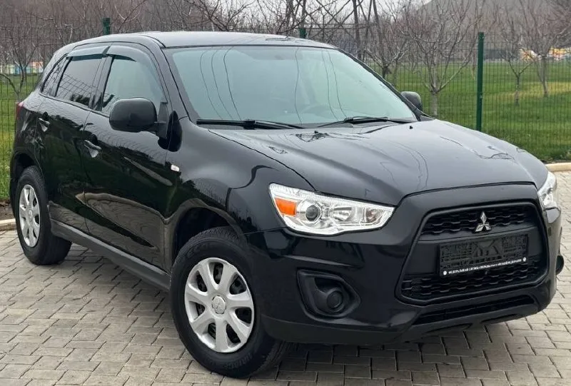 Продам mitsubishi asx рестайлинг, 2015 года выпуска, объём двигателя 1.6 117 л. с, 156.000 пробега,... - фотография