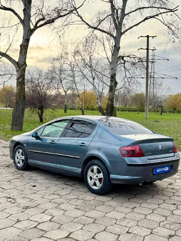 🦁 peugeot 406 💰цена: 430 000р 🏢город: мариуполь 📅год выпуска: 2008 🧾пробег: 287 222км. ⚙️двигатель: 1.6 ⛽топливо: бензин ⚙️кпп: механика 📞 телефон: +7-949-727-41-51 +7-949-551-91-52 +7-989-263-55-56 💾 описание: 👌 городской седан идеально подойдёт на каждый день начинающему водителю. надежный двигатель без расхода масла в паре с классической механикой. кузов крепкий, не гнилой. ✅ машина во влодении больше года. стоит новое сцепление, комплект грм, выполнен ремонт рулевой рейки, полностью новая задняя ходовая. ✅ кондиционер морозит шикарно, подушки безопасности, полный электропакет, гур, abs, центральный замок, подогрев сидений, оригинальные литые диски на отличной резине, птф. улица шевченко 2️⃣6️⃣9️⃣ - фотография - 4