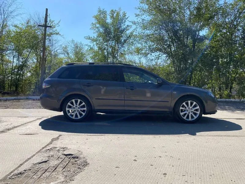 Продам mazda 6 2006 год мотор 2.0 механика пробег 210 тыс км оригинал, цена 640₽ авто в отличном техническом состоянии, весь обслужен, просторный семейный автомобиль, ухоженный салон, автомобиль официальный, один владелец с автосалона, экономный все вопросы по тел +79494936731 находиться в макеевке 📞 звоните: +7(949)4936731 - фотография - 4